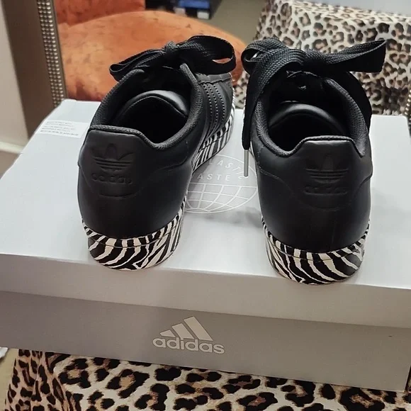 Adidas Superstar Black Zebra Pattern Sneakers - Picture 3 of 5